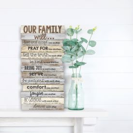 Family Stacked Wall Sign
